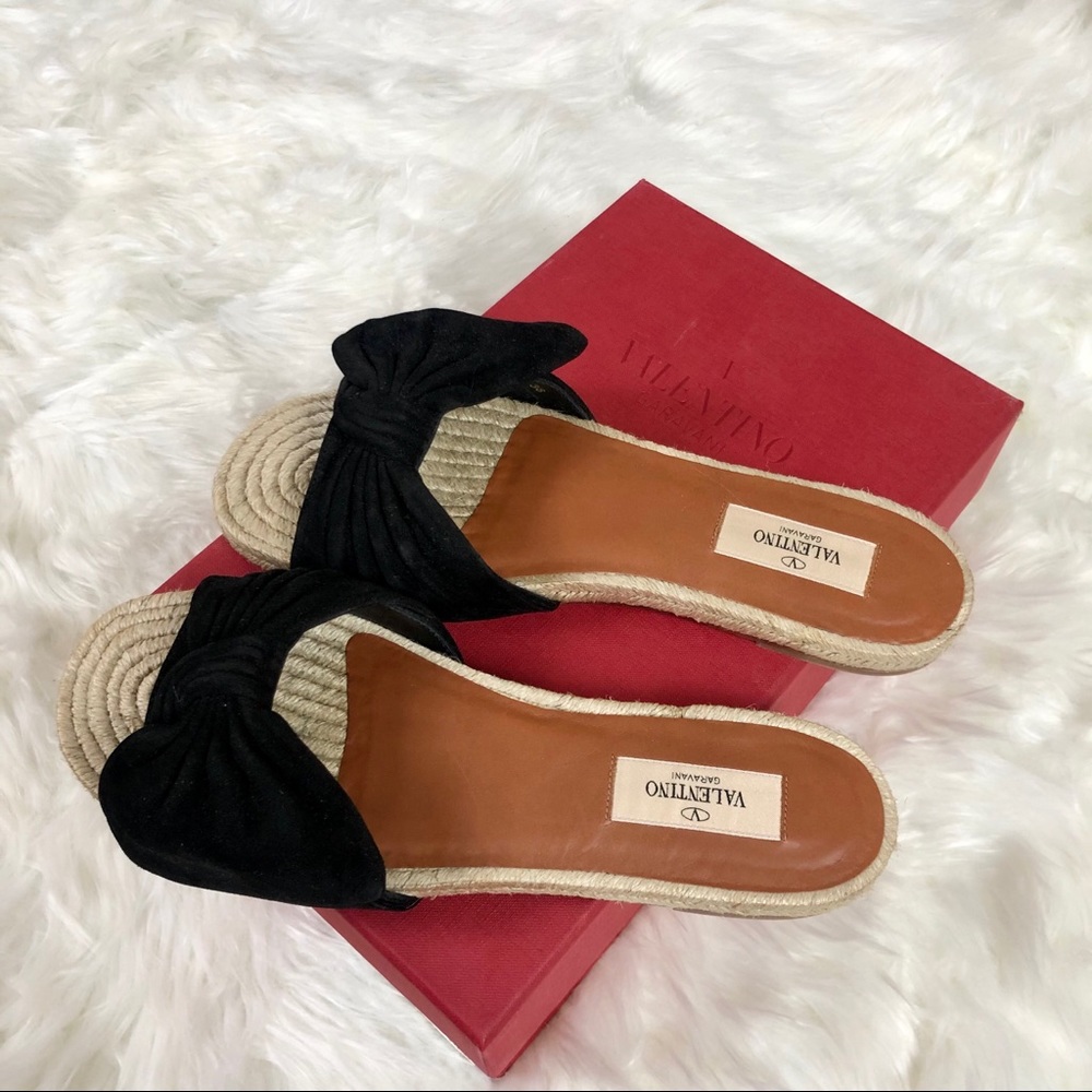 Valentino Garaavani Bow Sandal Shoes Black Suede